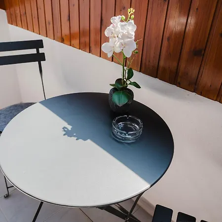 Emi Διαμέρισμα *